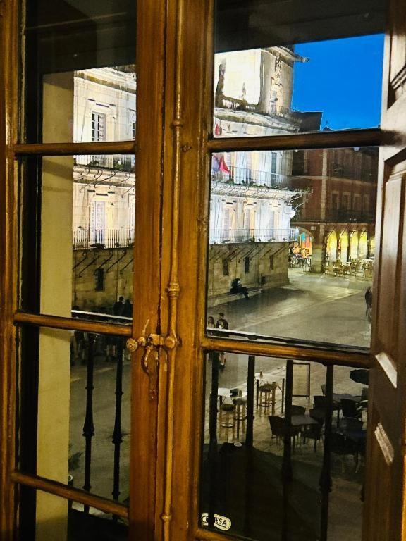 Arquitecto De La Vida- Plaza Mayor レオン エクステリア 写真